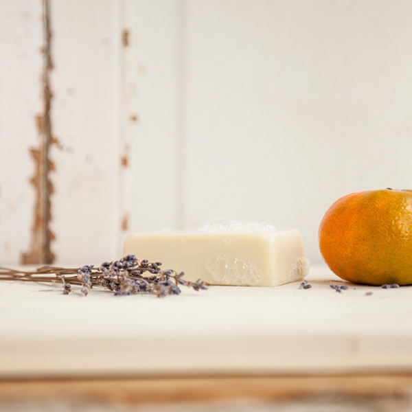 savon-barre-he-lavande-mandarine1